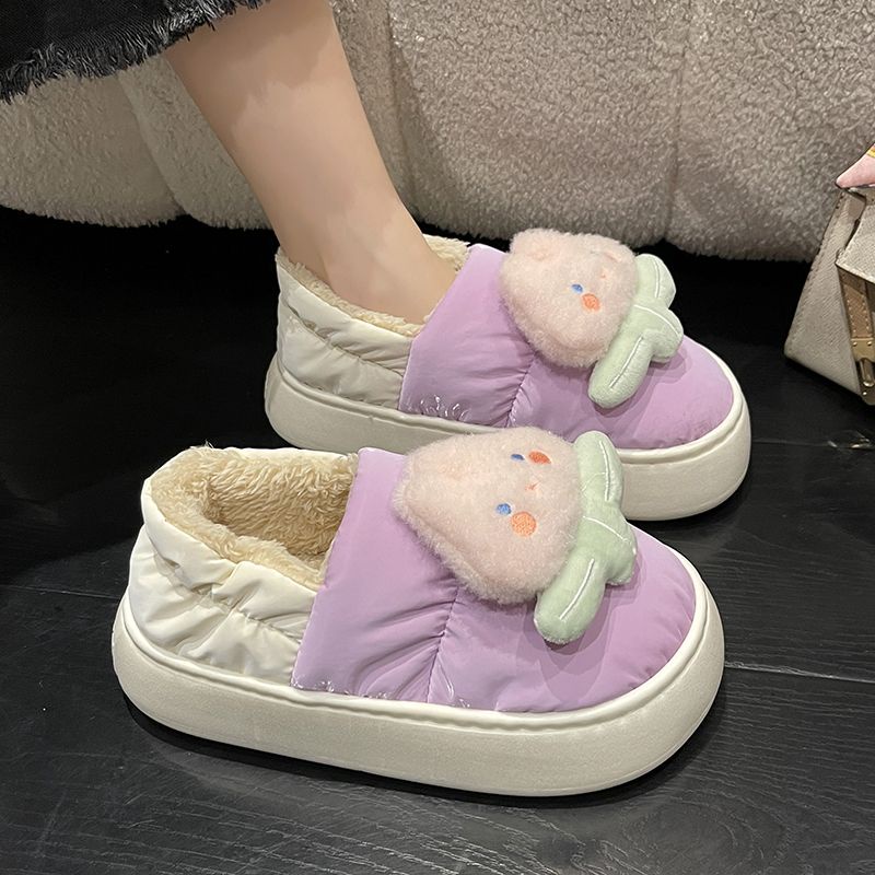 Dép lê bông bít mũi dễ thương nữ đi bên ngoài