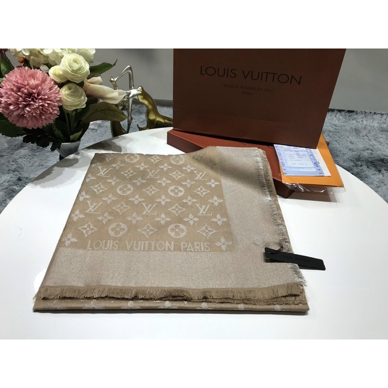 Khăn dạ LV ánh nhũ hoạ tiết fullbox