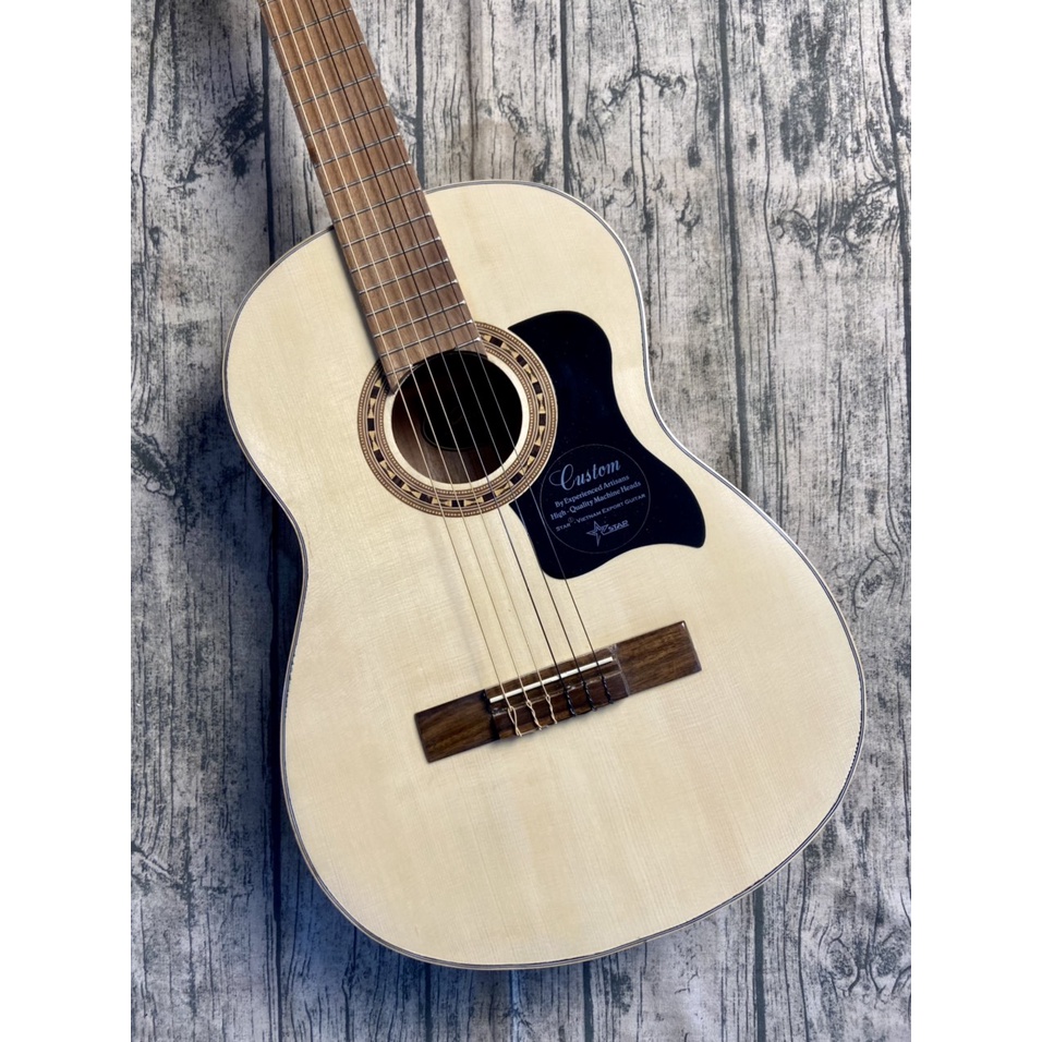Đàn Guitar Classic Star ST-C02CE  có EQ