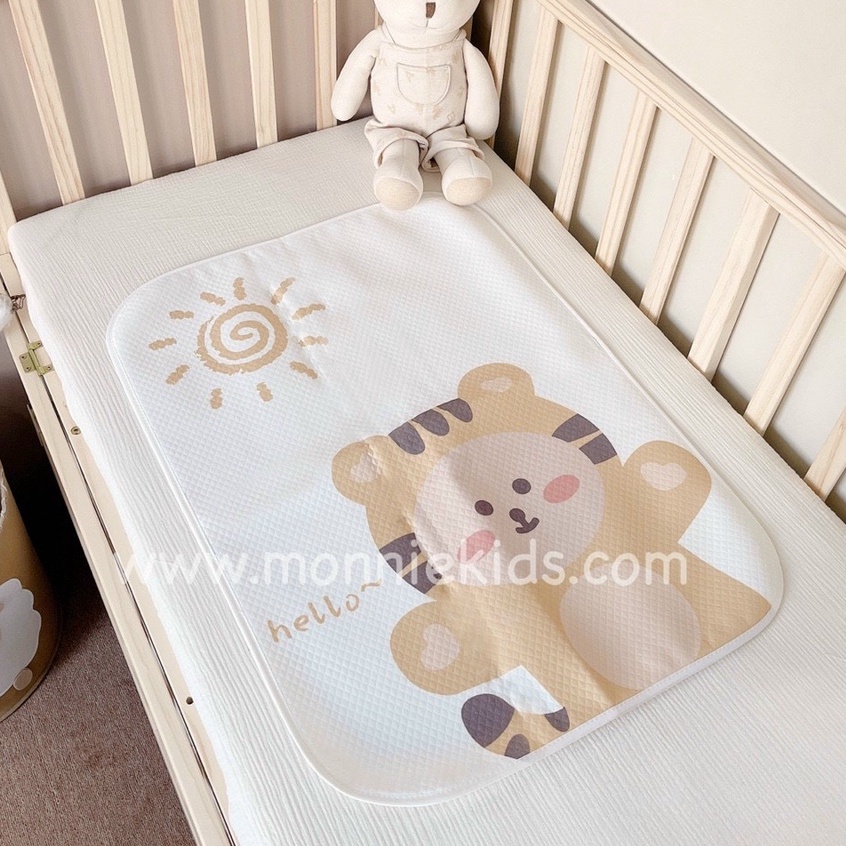 Tấm lót chống thấm 4D xuất Hàn cho bé sơ sinh 50 x 70cm