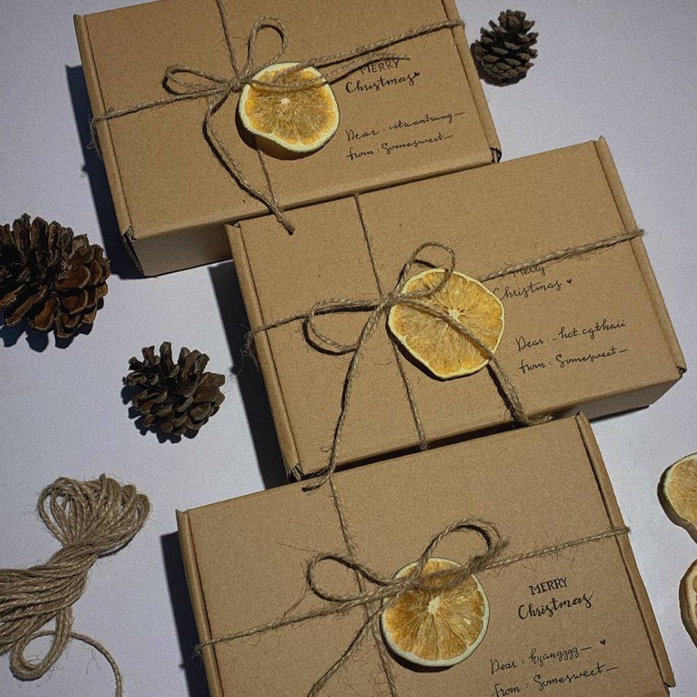 Hộp Carton Nắp Gài 18x12x4 Hộp Giấy Nắp Cài Đóng Hàng Quần Áo, Quà Tặng Handmade Giá Gốc Tận Xưởng - Hộp Carton HT