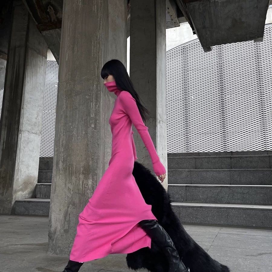 Bán Chạy! Giảm Giá Nóng!F &amp; X Đầm Dệt Kim Dáng Dài Qua Gối Cổ Cao Xẻ Tà Màu Hồng Thiết Kế Niche Kiểu Mới Dễ Phối Đồ Uni