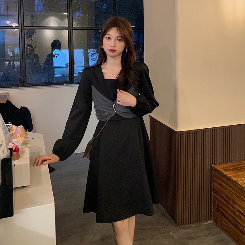 ZHELIHANGFEI Váy nữ nhỏ màu đen cổ vuông dài tay váy thun cao đơn vị váy ngắn