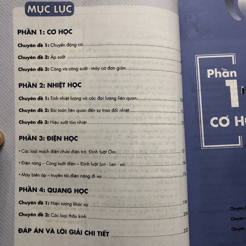Sách - Giải thích chuyên đề thì vào 10 chuyên Lý