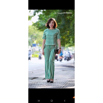 Com bộ khách 400.000đ