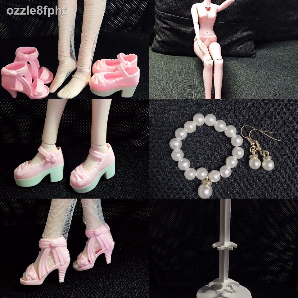 60Cm Barbie Giày Cao Gót Thời Trang Rỗng Ra Sock Giá Đỡ Bông Tai Vòng Cổ Đính Lá Phù Hợp Với Bé Gái Đồ Chơ