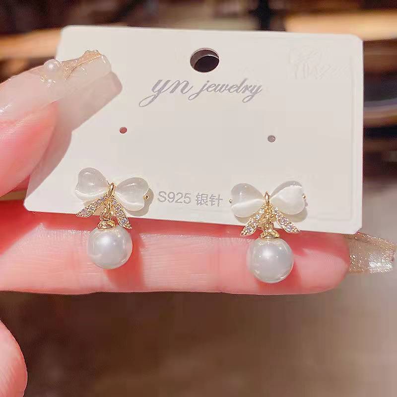 bông tai nơ nhỏ nhắn, khuyên tai đính đá mắt mèo kèm châu sang chảnh