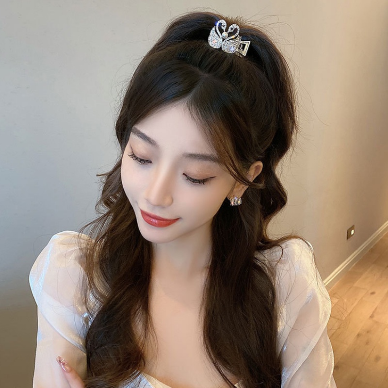 Kẹp Tóc Hình Thiên Nga Đính Đá Sang Trọng Cho Nữ