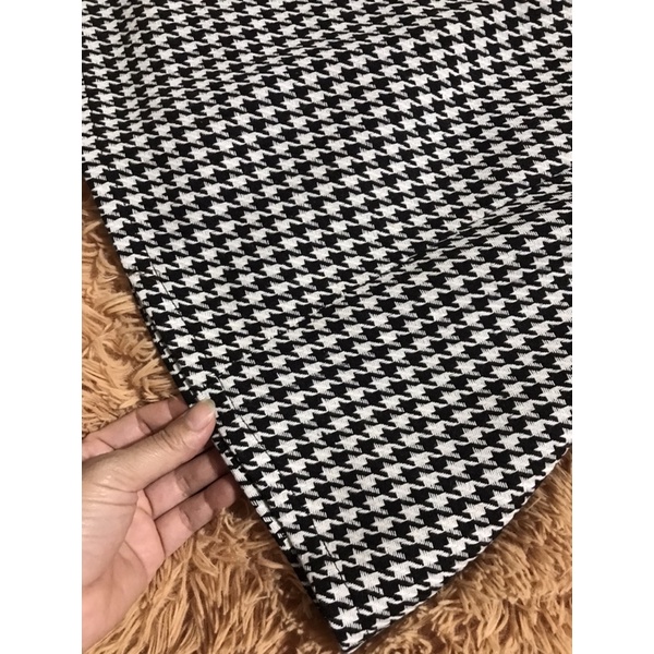 CHÂN VÁY DẠ,CHÂN VÁY NGẮN,CÓ QUẦN LÓT BÊN TRONG