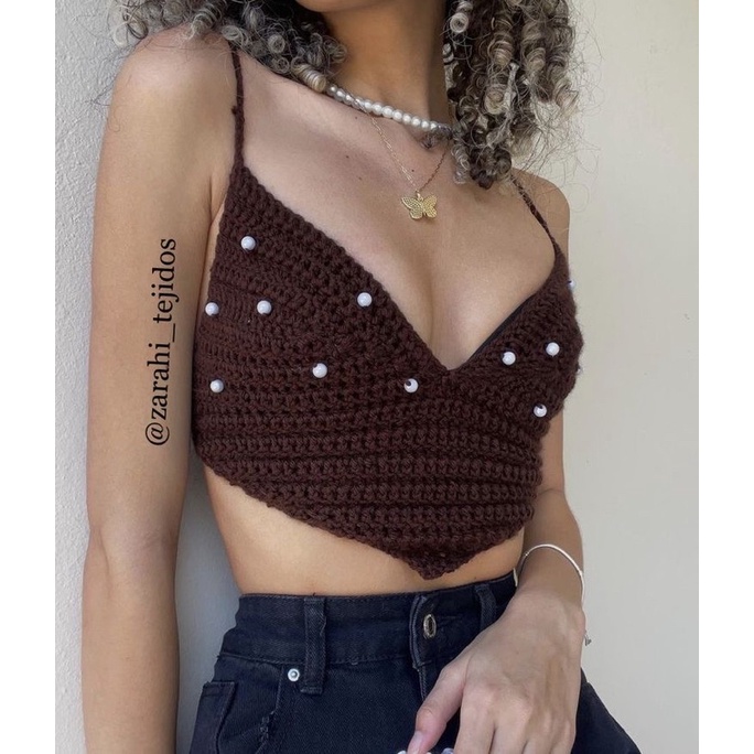 Áo len móc vạt nhọn đính hạt TINA Top crochet handmade