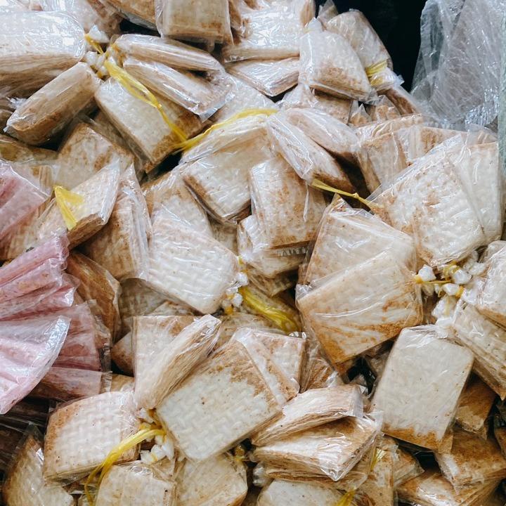 Bánh Tráng trứng muối xâu 10 túi