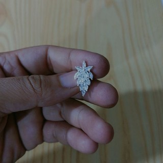 Khuyên rốn bạc chuẩn chùm hoa