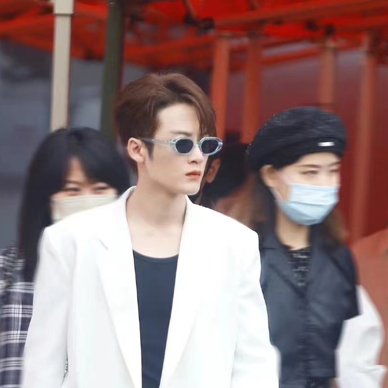 (KIQI-FASHION) COD Kính Mát Chống Tia UV Gọng Nhỏ Phong Cách Hip Hop Thời Trang Cho Nam Và Nữ