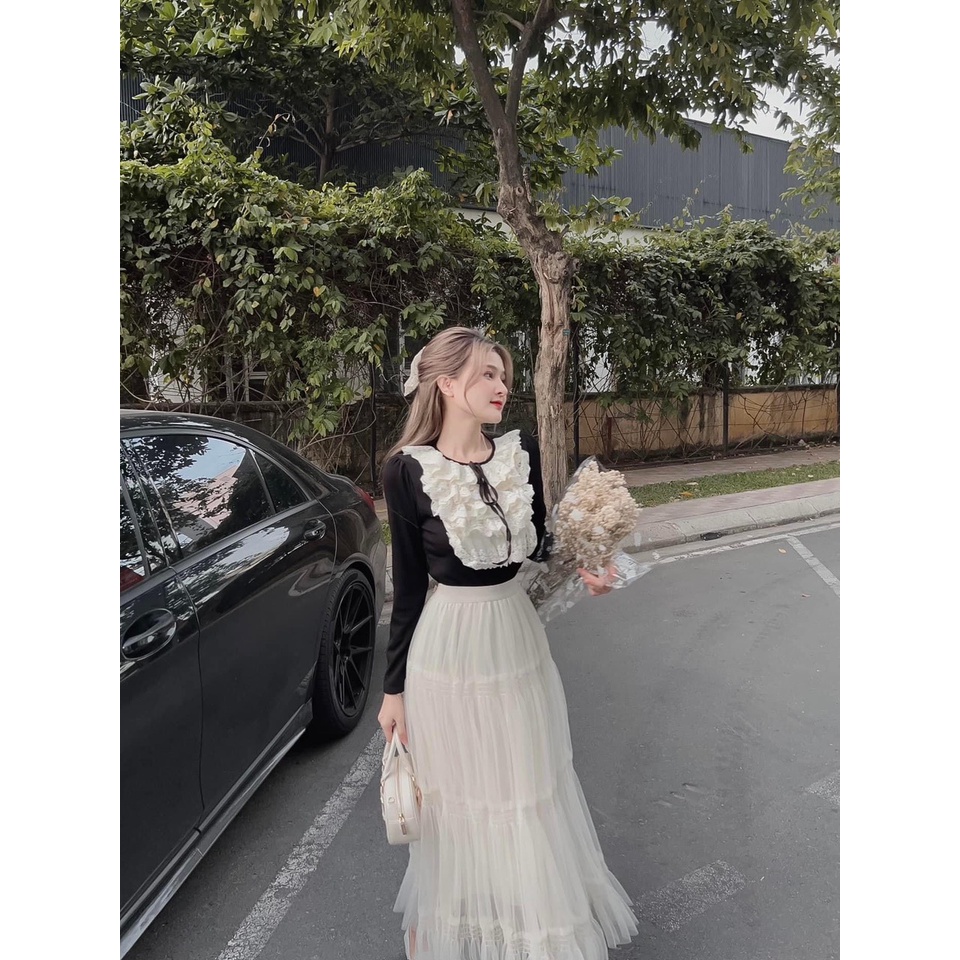 SET ÁO ĐEN CỔ PHỐI REN BÈO TẦNG CHÂN VÁY MIDI REN TẦNG