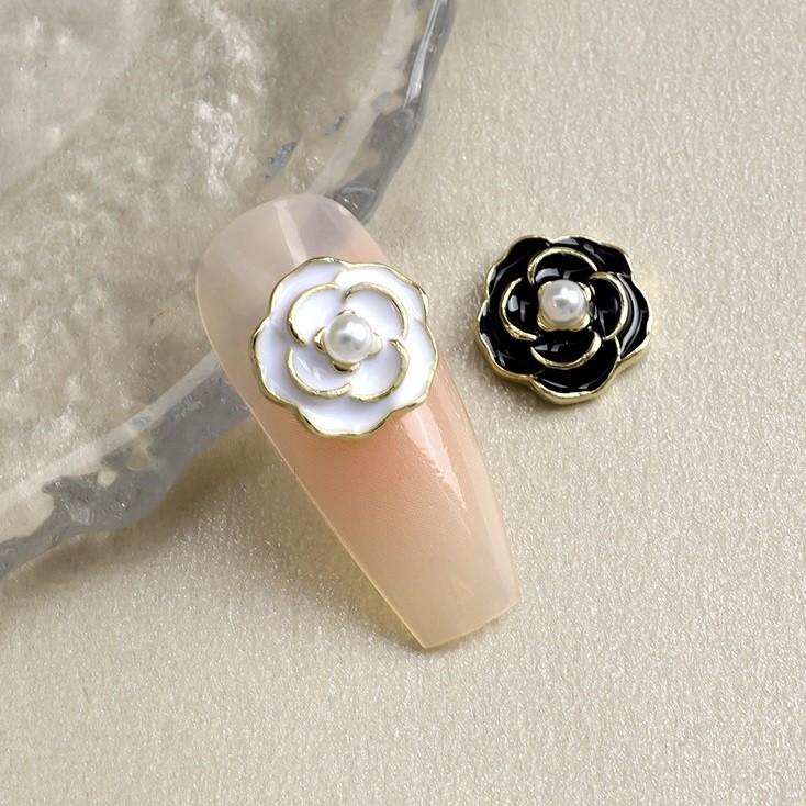 Charm Kim Loại Thương Hiệu Cao Cấp Trắng Đen Trang Trí Móng CA