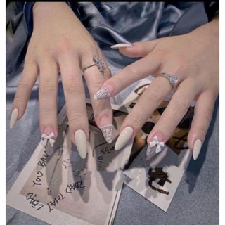 Nailbox thiết kế trắng kẻ dạ phối nơ tặng keo + dũa