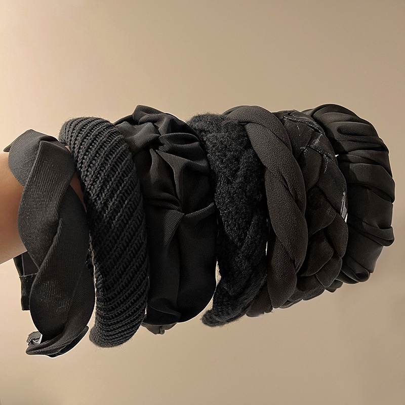 Băng Đô Nhung Mềm Mại Màu Đen Phong Cách Retro Thời Trang Cho Nữ