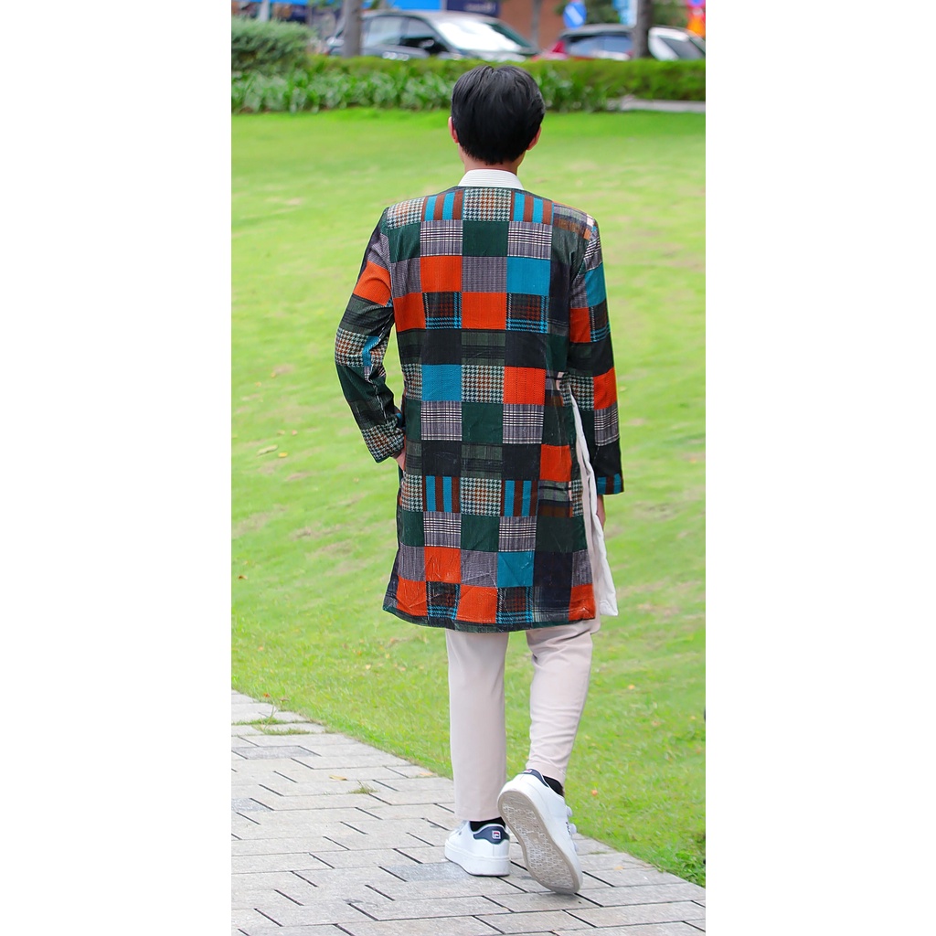 Áo dài nam cách tân màu caro phối phong cách vintage hoài cổ