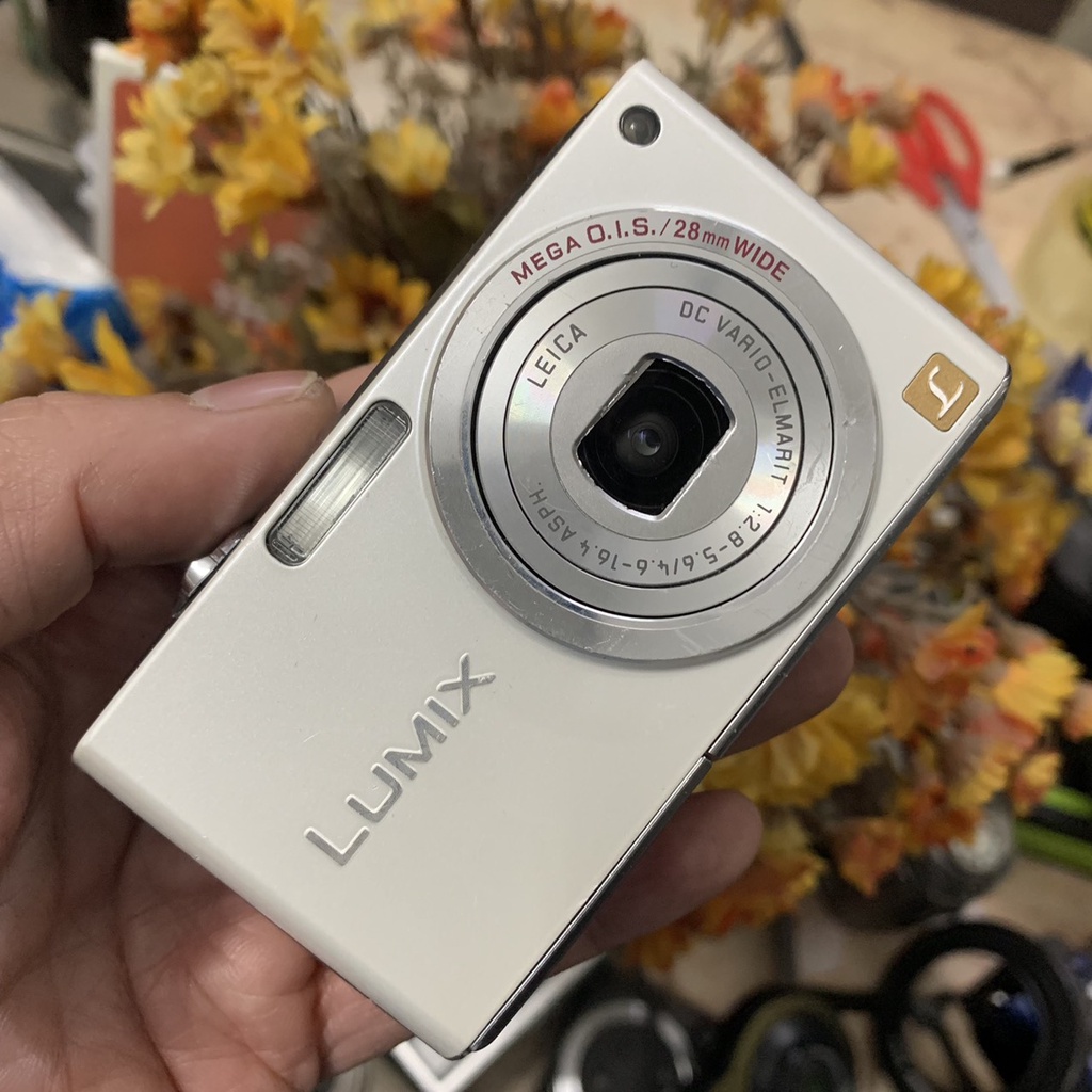 Máy ảnh Panasonic Lumix FX33