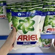 Bột giặt Ariel hương Nắng mai 360g