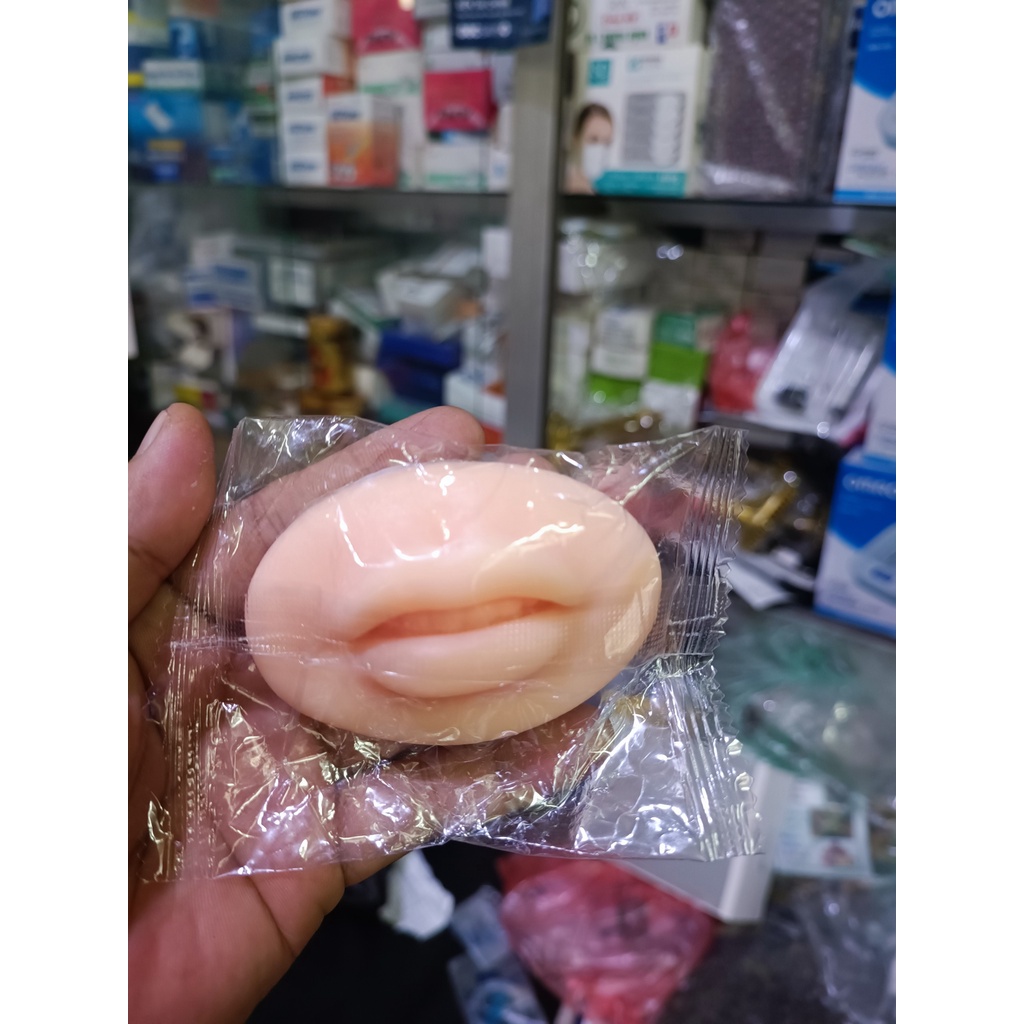 Môi học phun xăm chất liệu silicon bền đẹp