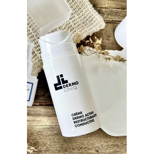 Kem tái cấu trúc đa tầng DERMO ACTIVE RESTRUCTURING