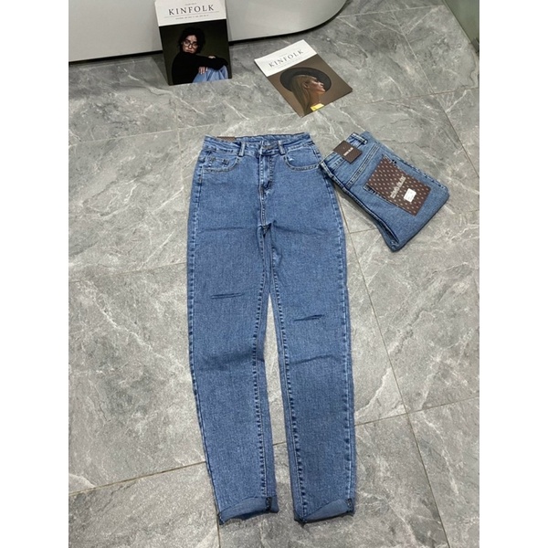 Quần jeans ôm xanh rách ms617