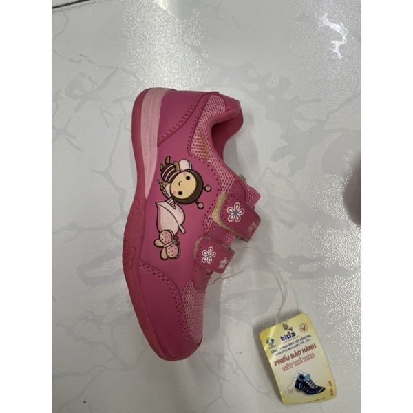 Giày bé gái màu hồng hàng Bitis lẻ size