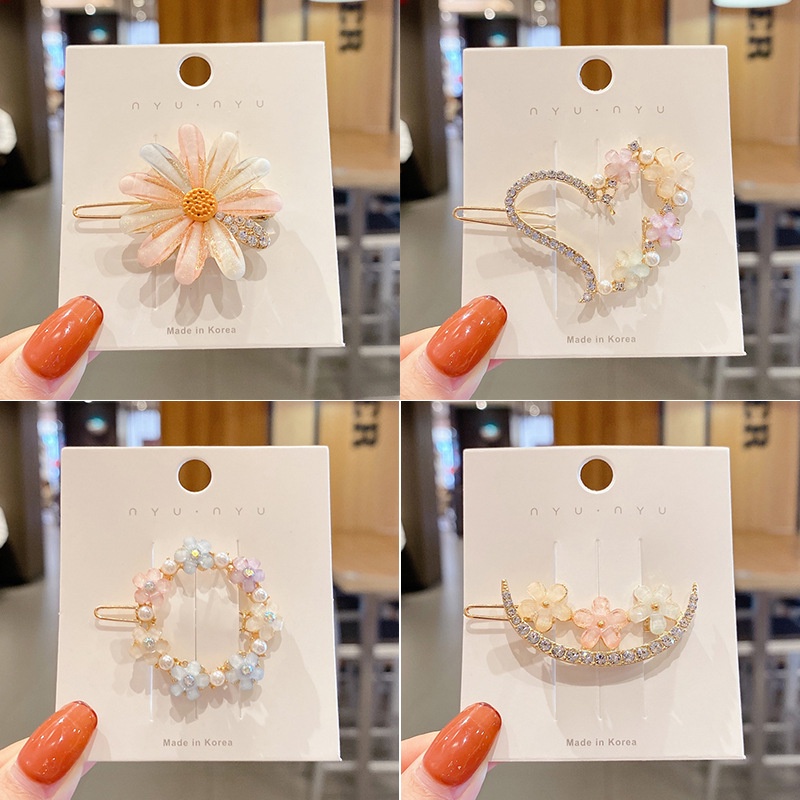 Kẹp Tóc Hình Hoa Tuyết Đính Ngọc Trai Nhân Tạo Phong Cách Hàn Quốc Sang Trọng