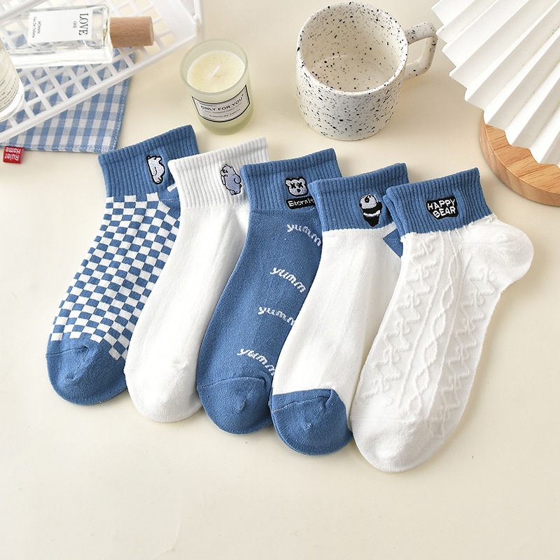 Vớ tất cổ ngắn thêu icon gấu xanh trắng