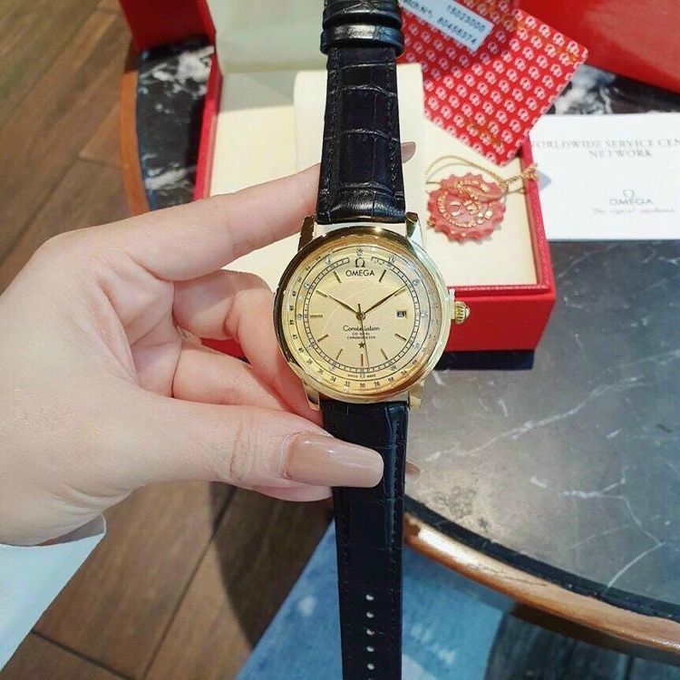 Đồng hồ nam OMEGA  máy nhật, kính shaphire, chống nước, size 42mm, dây da CAO CẤP