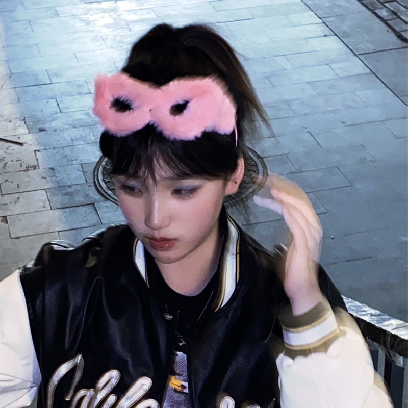 (KIQI-FASHION) COD Kính Mát Chống Tia UV Hình Trái Tim Thời Trang Cho Nữ