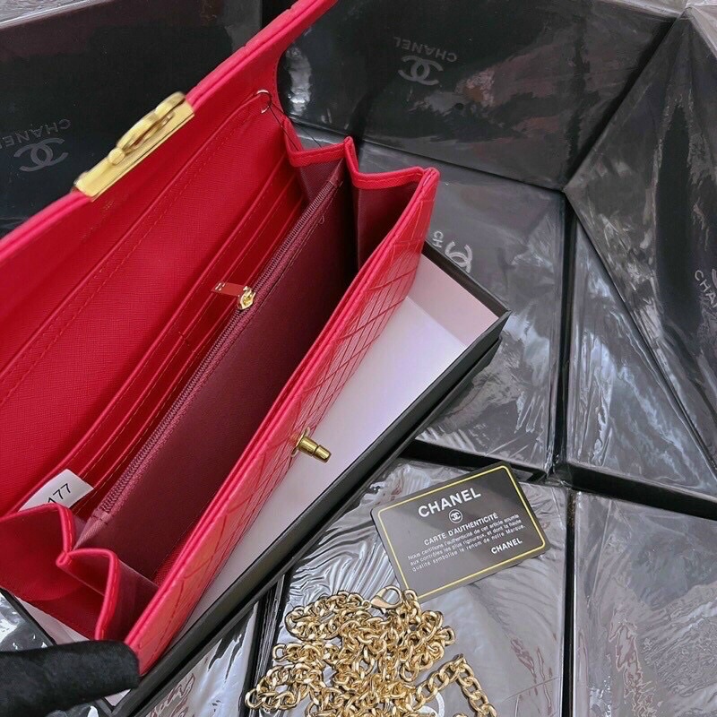 Cluth da siêu đẹp  có dây đeo chéo