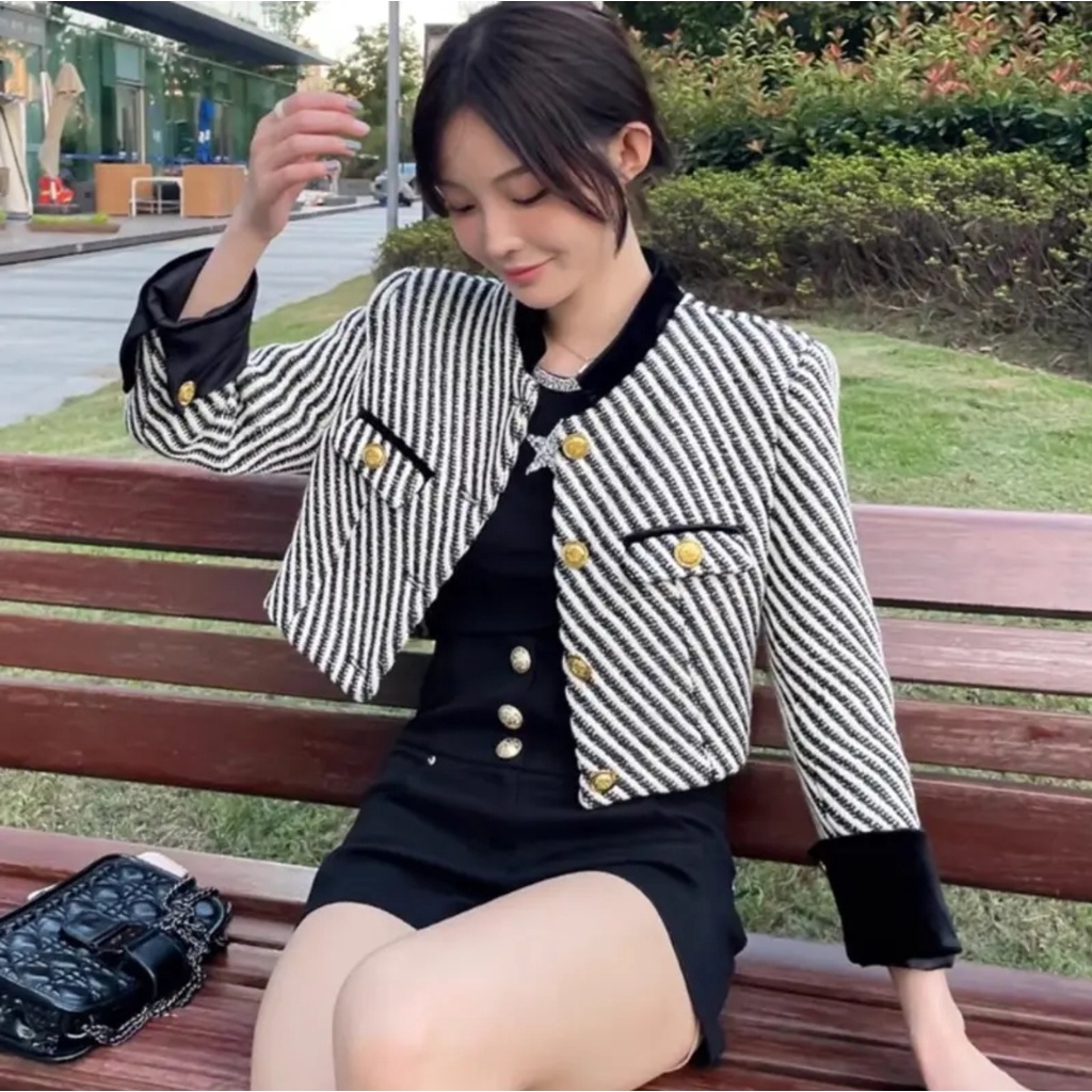 Áo Dạ Kẻ Croptop Hot Hit 2022
