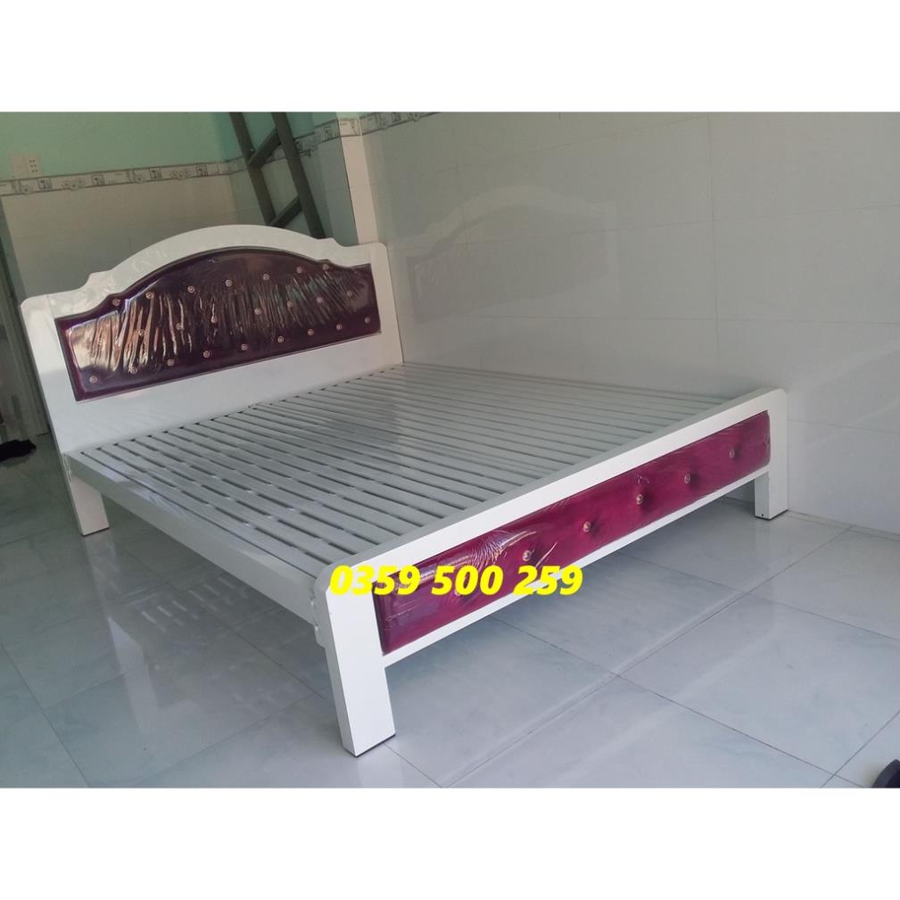 Giường sắt hộp vuông cao cấp đầu nệm đỏ 1m6 x 2m HCM Bình Dương