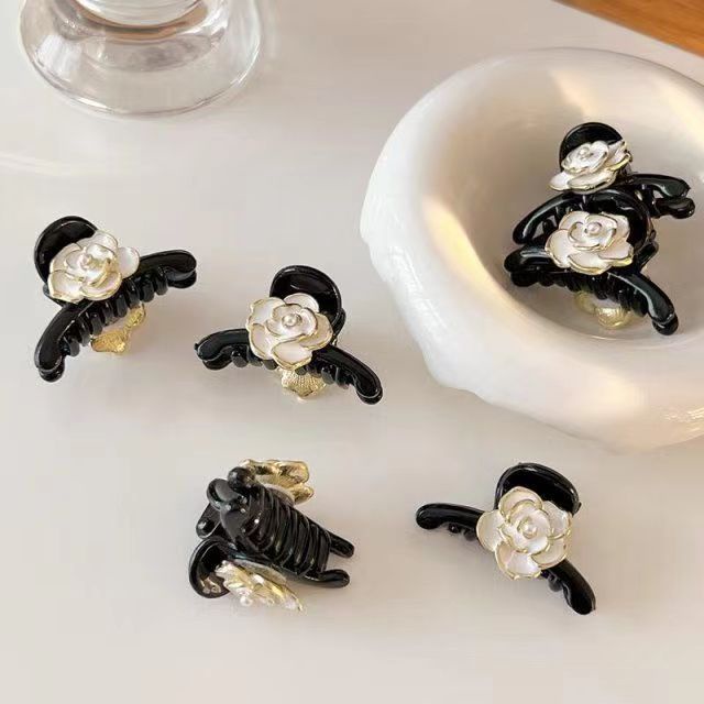 1 Kẹp Tóc Hình Hoa Trà Đính Ngọc Trai Nhân Tạo Phong Cách Hàn Quốc Thời Trang