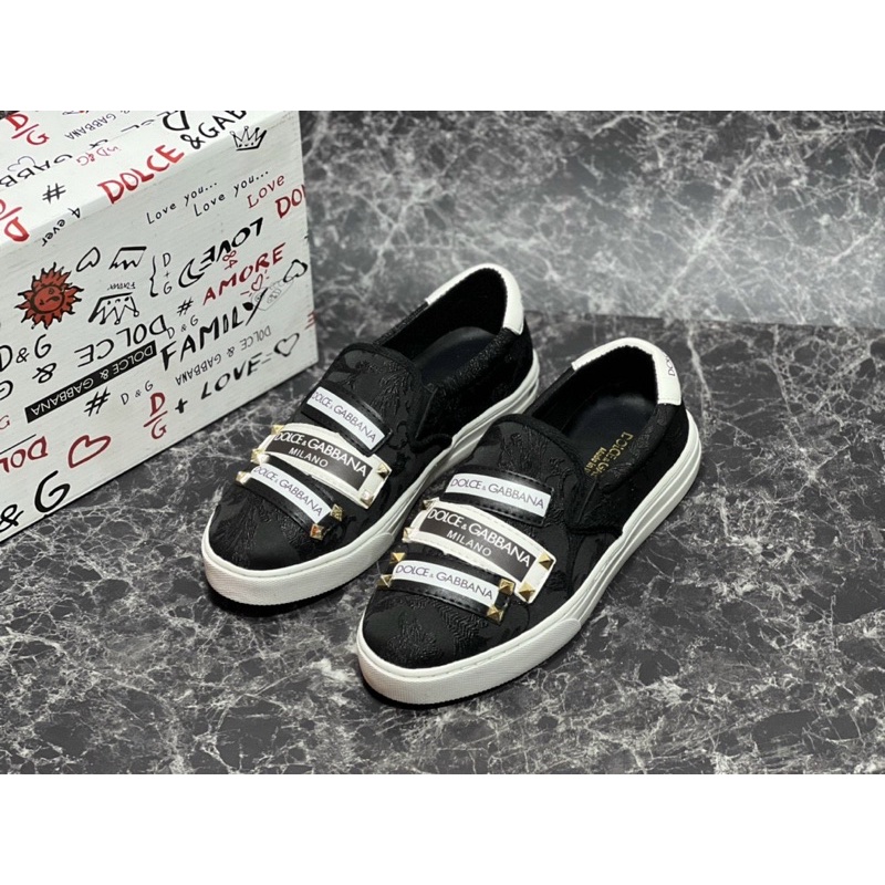 Giày slipon Dolce nam vải dệt vân thêu mác logo da tag đá mặt đế cao su đúc nổi chữ siêu sang