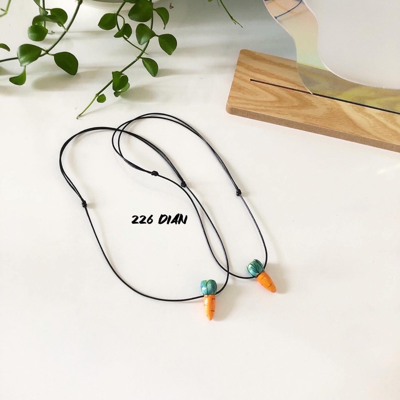 Vòng cổ củ cà rốt
