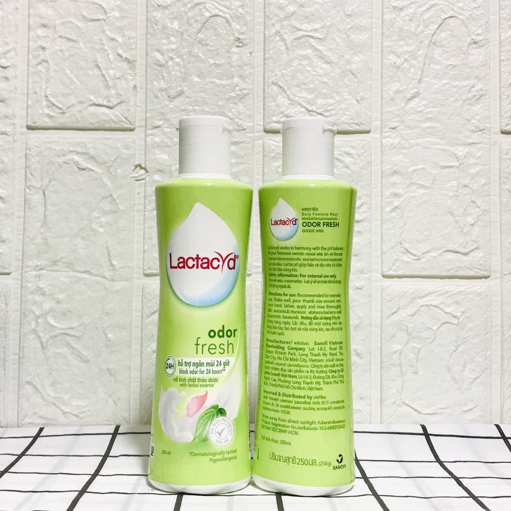Dung dịch vệ sinh Lactacyd Ngăn Ngừa Khô Ráp, Khô Thoáng 250ml