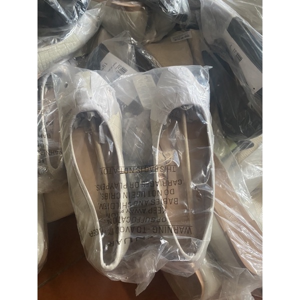 Giầy da xuất dư