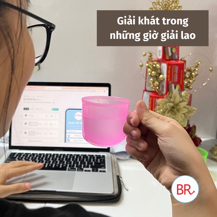 Combo 10 cốc mai bé có quai cầm Việt Nhật xinh xắn 6220 – Ca nhựa uống nước nhiều màu cho bé 01763