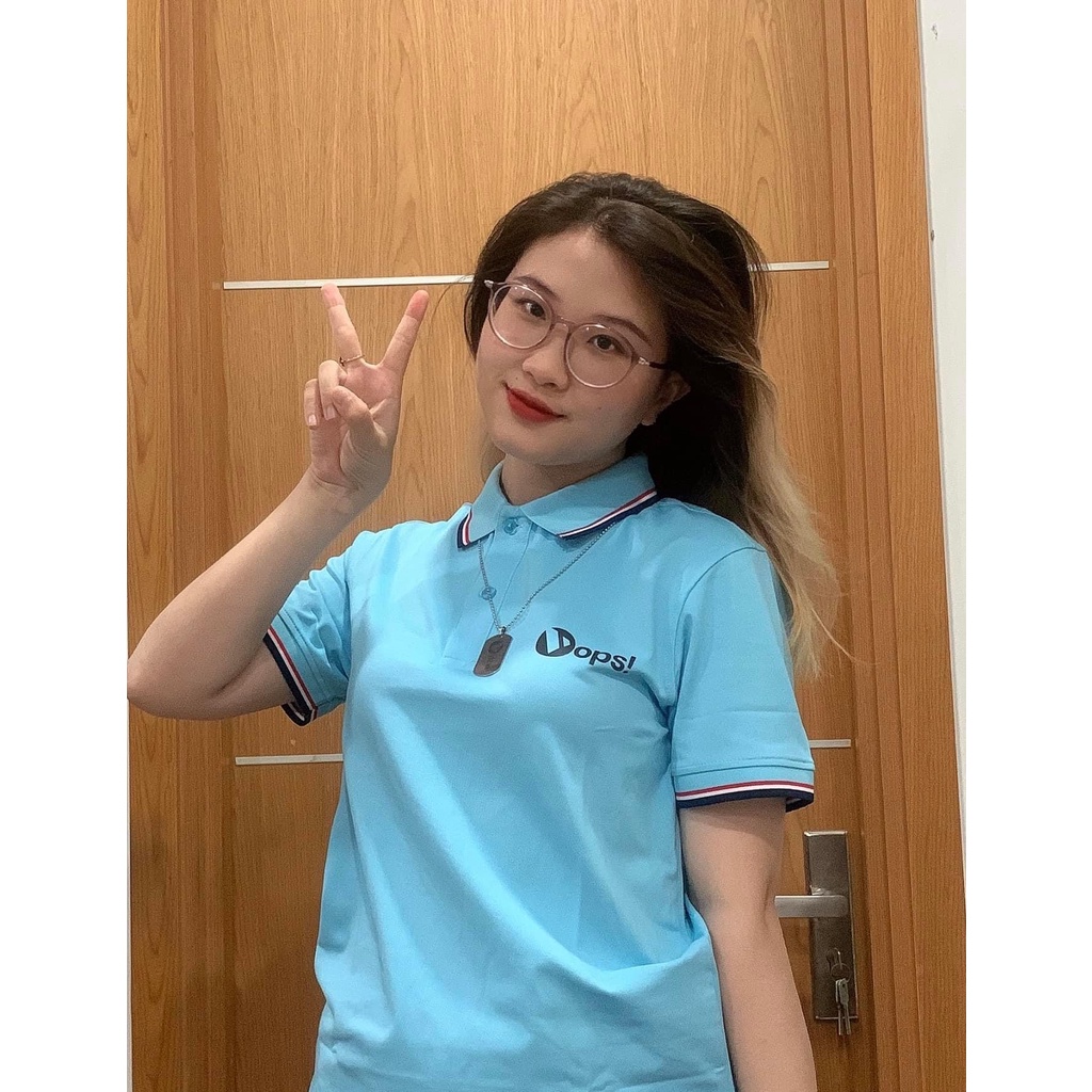 Áo Oops! cổ bẻ đơn giản phối viền winner
