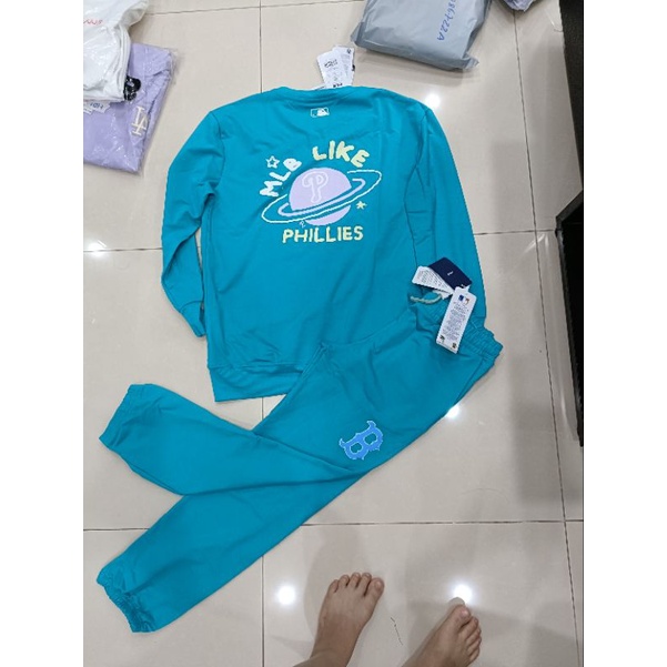 Các mẫu Áo sweater size M