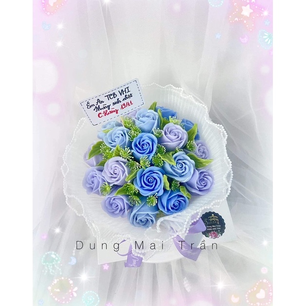 Khuôn hoa hồng pháp