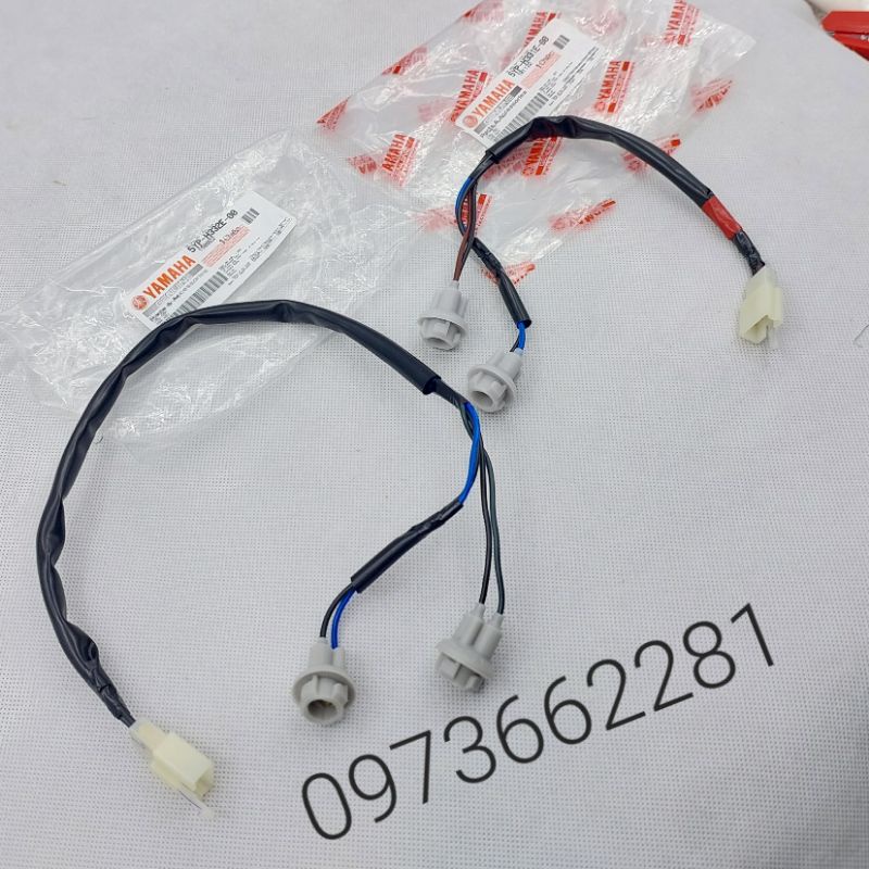Dây điện giắc cắm đèn xi nhan trước xe EXCITER 2006-2010 zin Yamaha