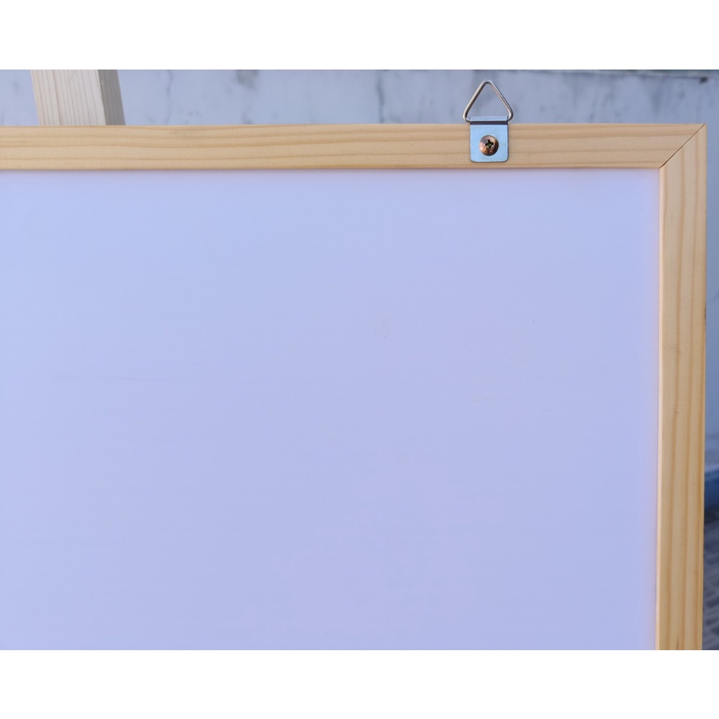 Bảng từ trắng khung gỗ kích thước 40x60cm tặng kèm bút, nam châm, lau bảng