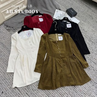 Váy nhung cổ vuông LB