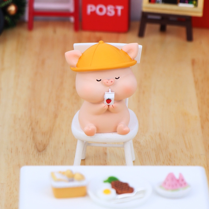 Set 4 mô hình Heo đội mũ vàng biểu cảm dễ thương Ráp trang trí bàn học, bàn làm việc, để taplo xe hơi, quà tặng bạn bè