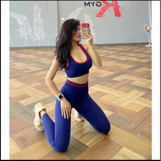 Đồ tập gym nữ  quần dài áo bra viền, chất dệt kim co giãn tốt, nâng mông ôm body tập Gym Yoga- D24