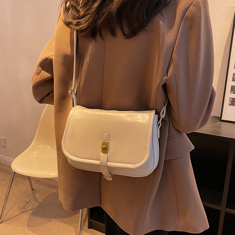 Túi Đeo Chéo Hình Vuông Nhỏ Màu Trơn Dễ Phối Đồ Thời Trang Cho Nữ